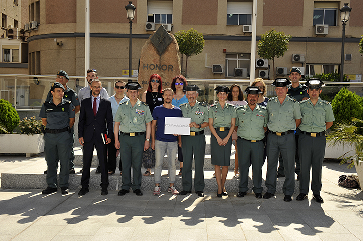 La Guardia Civil presenta la campaña contra el maltrato y abandono de animales domésticos