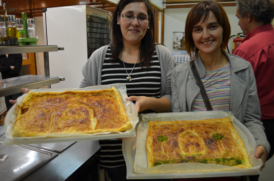 Pilar y Alicia nos invitan a probar productos regionales con el logo del Programa