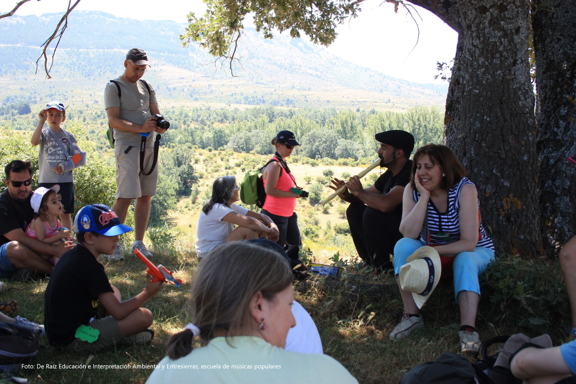 Ruta guiada "Hilando cuentos", en Prádena del Rincón o la Cabrera (Madrid).	De Raíz Educación e Interpretación Ambiental y Entresierras, escuela de músicas populares