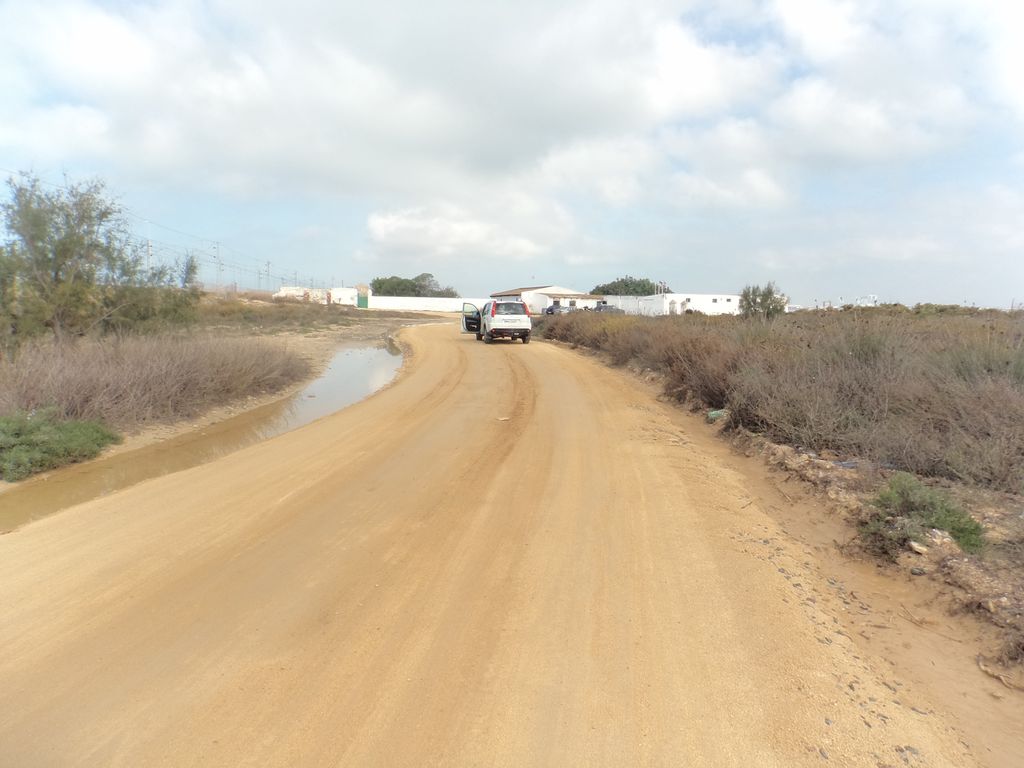 Adecuación de sendero para tránsito peatonal entre Torregorda y Cortadura (Después)