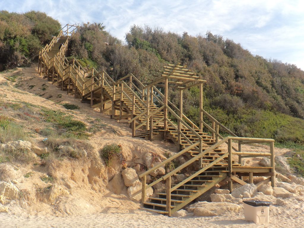 Acceso a la playa de Santa Catalina, zona El Ancla (Después)