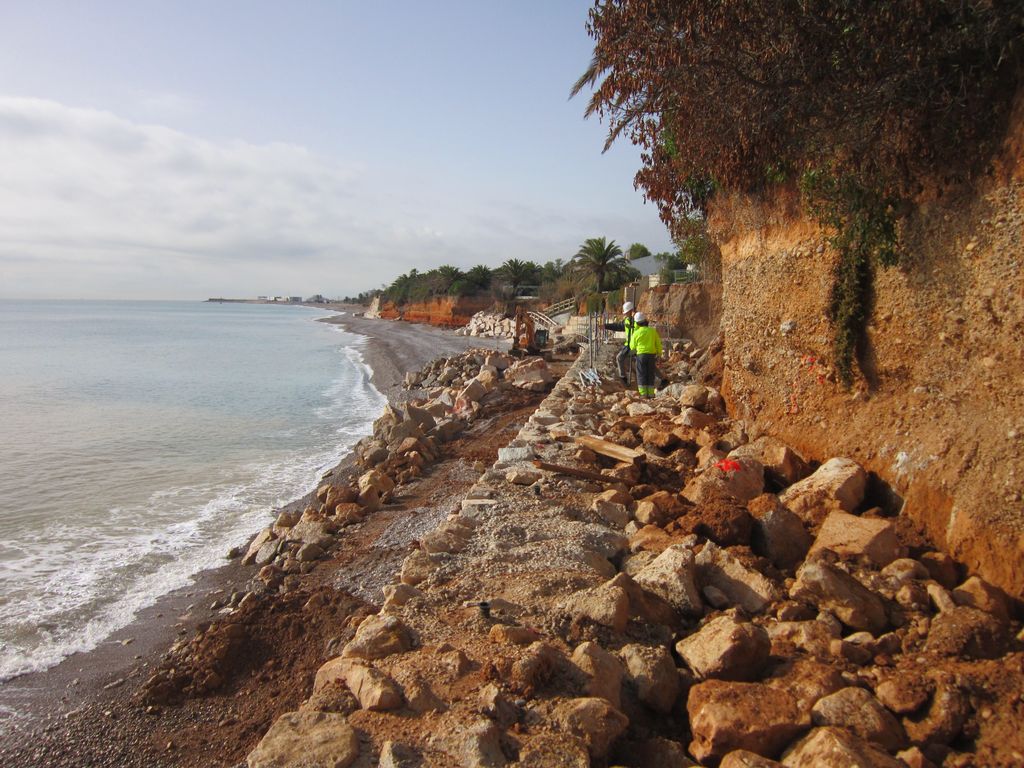 Mantenimiento de la costa. Benicarló (Durante de las obras)