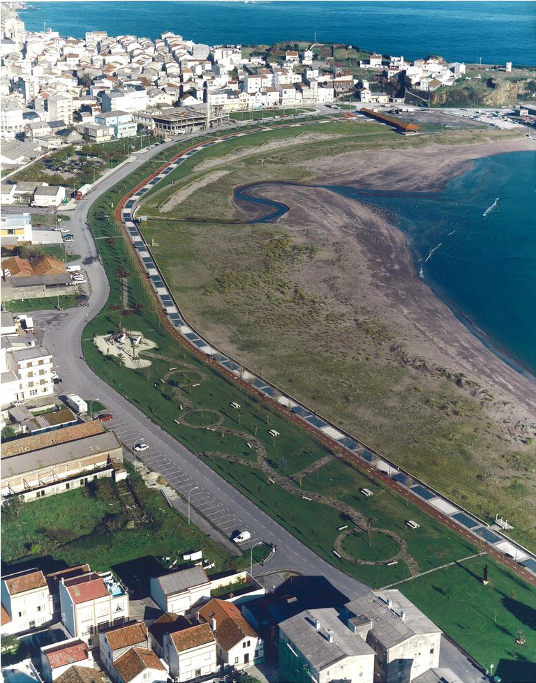 Acondicionamiento de la fachada marítima de Cariño. Después