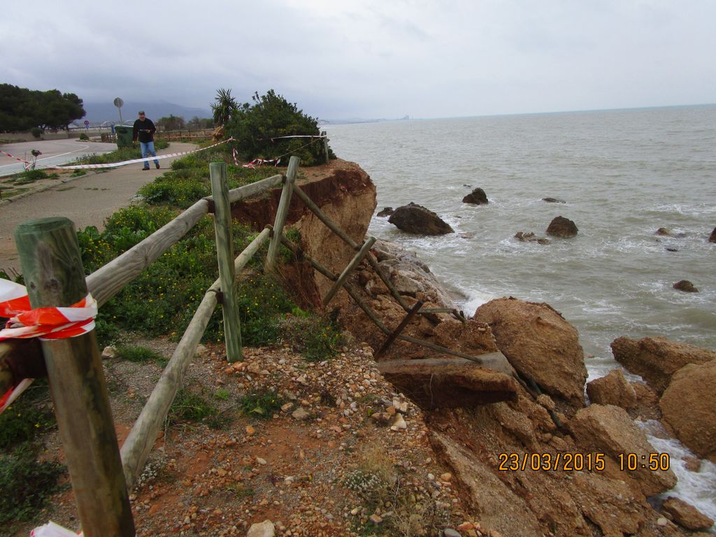 Refuerzo acantilados en Alcanar (Antes de las obras)