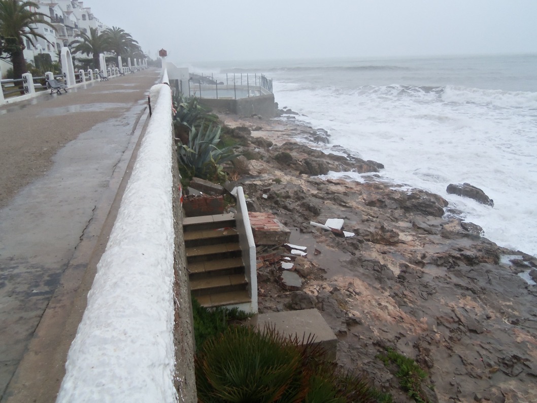 Restitución de accesos al mar en el Racó de Santa Llucia, en Vilanova i la Geltrú (antes de las obras)