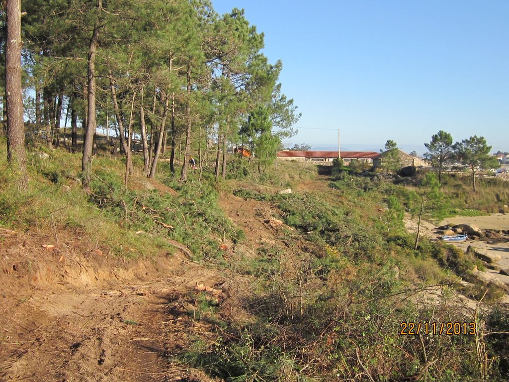 Senda litoral en la ensenada de O Esteiro (T.M. de O Grove). Antes de las obras