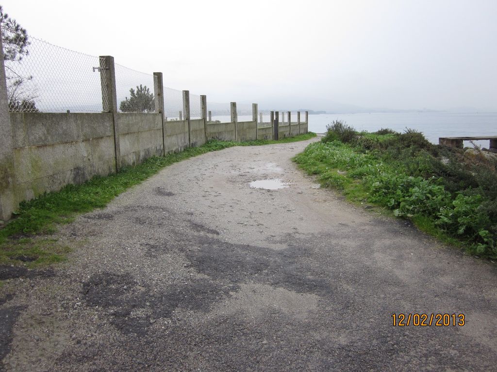 Acceso a la playa de los alemanes (T.M. de Cangas do Morrazo). Antes de las obras