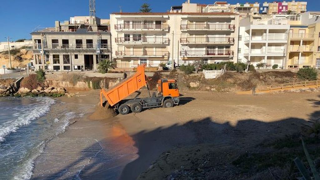 Cala de la Tía Antonia (Durante las obras)