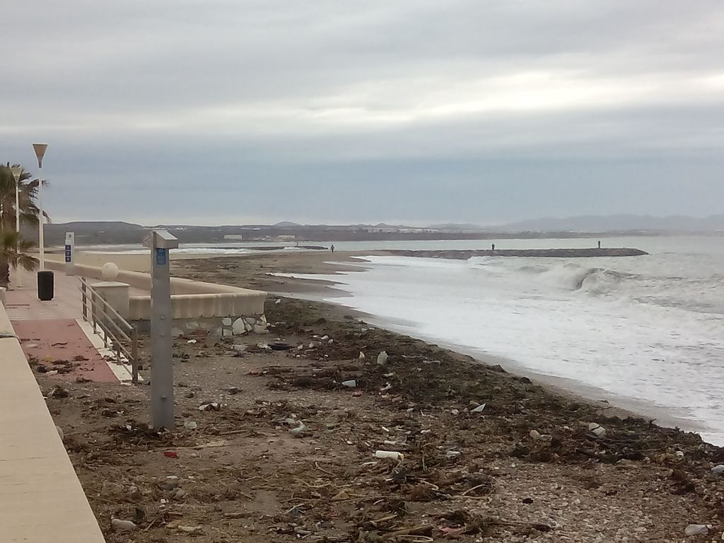 Playa de Costacabana(Antes de las obras)