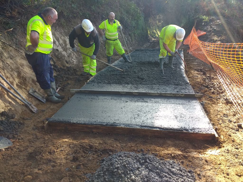 Cabañas. Playa de Chamoso - Mejora de accesos (Durante las obras)