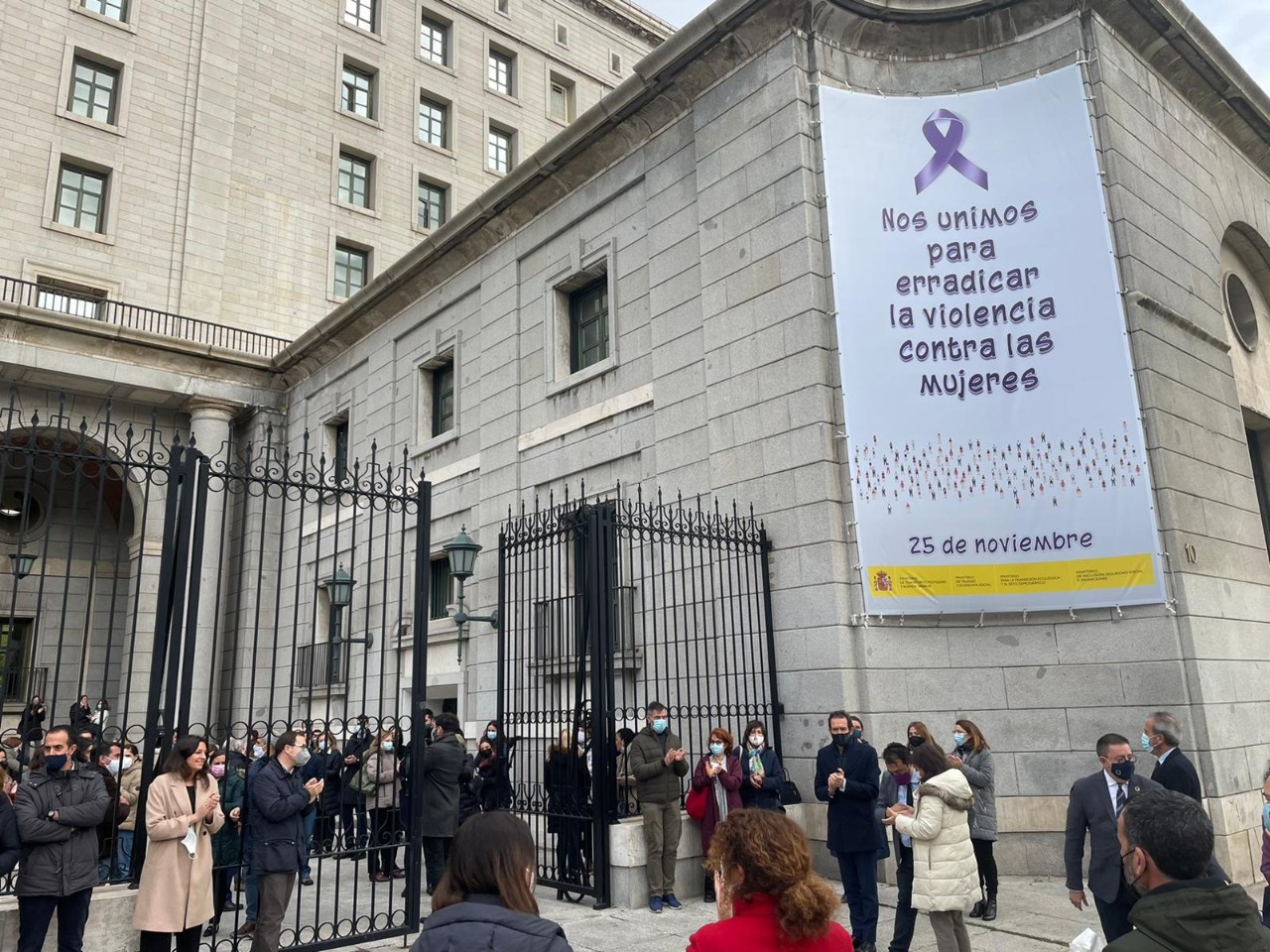 Minuto de silencio 25N