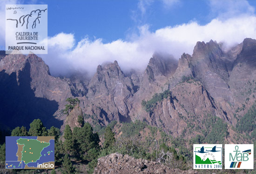 Crestería norte de la Caldera [Autor: J.M. Castro Martín]